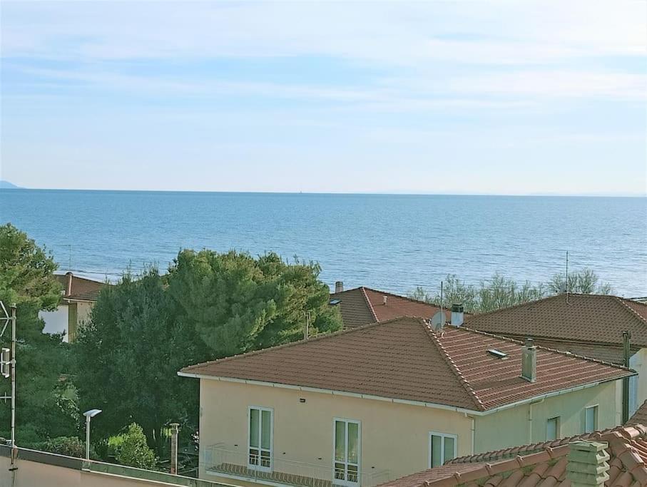 Appartamento A 50 Mt Dal Mare Rosignano Solvay Kültér fotó